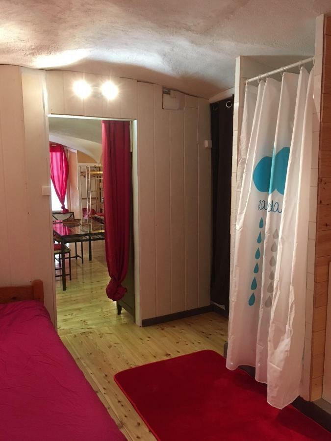 Au "Gargouillard" De La Citadelle Vauban Apartment บรีอองซง ภายนอก รูปภาพ