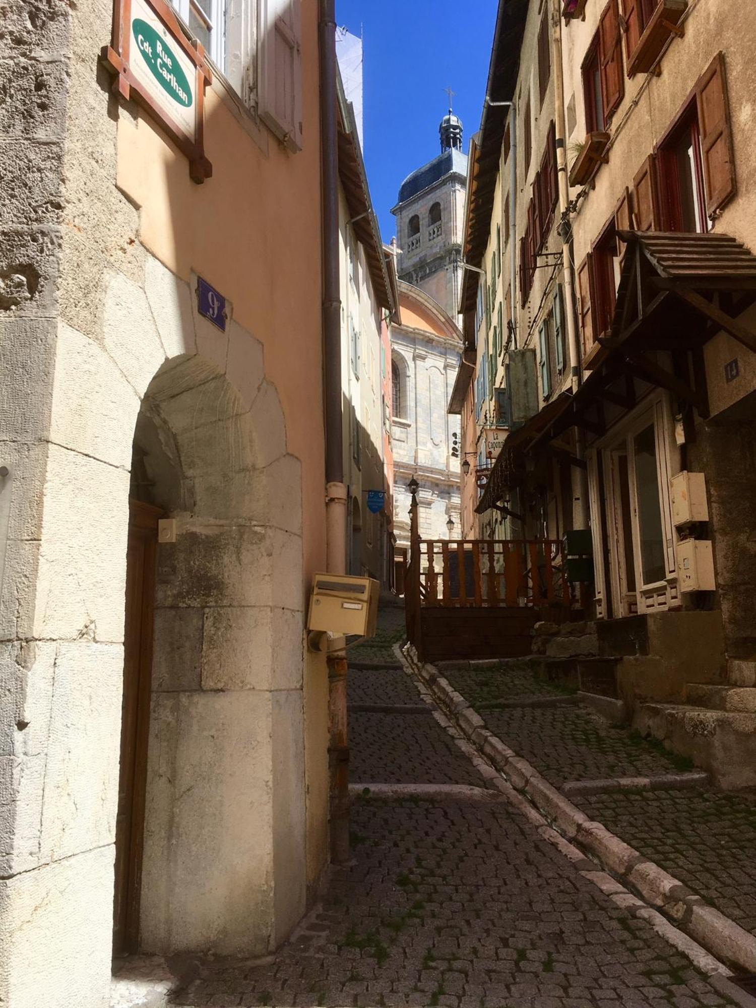 Au "Gargouillard" De La Citadelle Vauban Apartment บรีอองซง ภายนอก รูปภาพ
